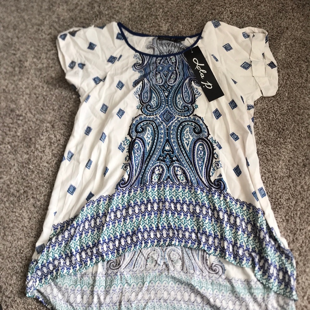 Hi-lo dress shirt